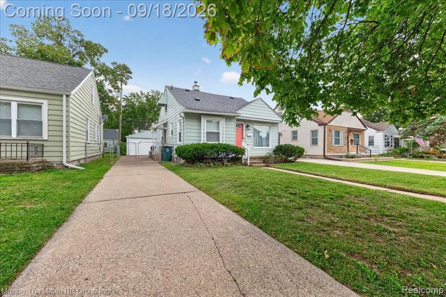 2326 Rowland Avenue, Royal Oak, MI 48067