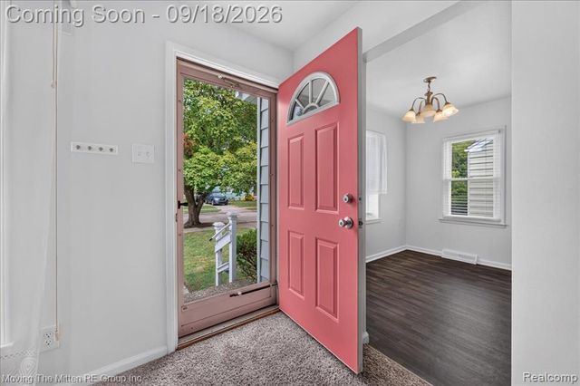 2326 Rowland Avenue, Royal Oak, MI 48067