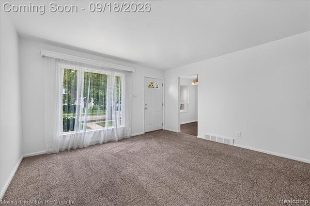 2326 Rowland Avenue, Royal Oak, MI 48067
