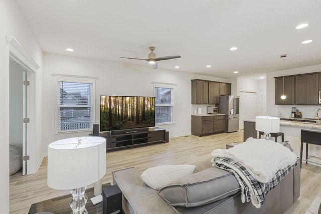 4402 Demorest Road, Grove City, OH 43123