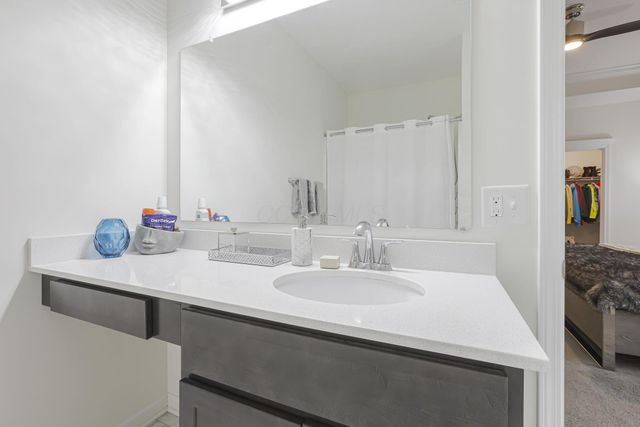 4402 Demorest Road, Grove City, OH 43123