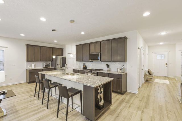 4402 Demorest Road, Grove City, OH 43123