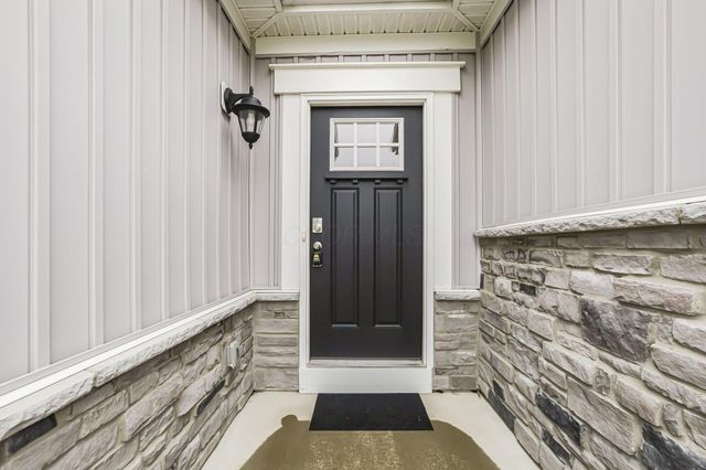 4402 Demorest Road, Grove City, OH 43123