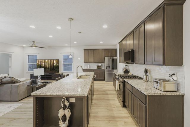 4402 Demorest Road, Grove City, OH 43123