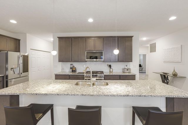 4402 Demorest Road, Grove City, OH 43123