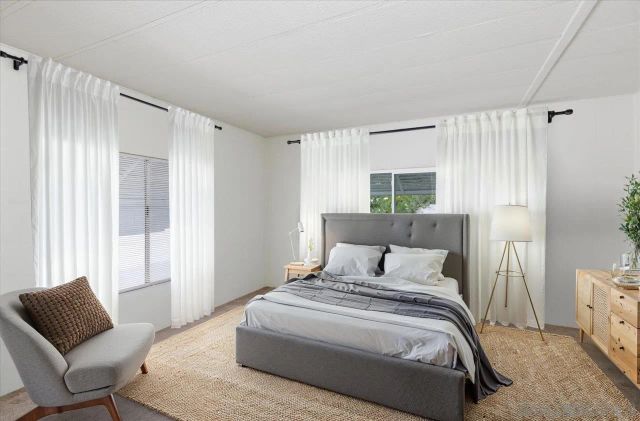 7026 San Bartolo Street 18, Carlsbad, CA 92011