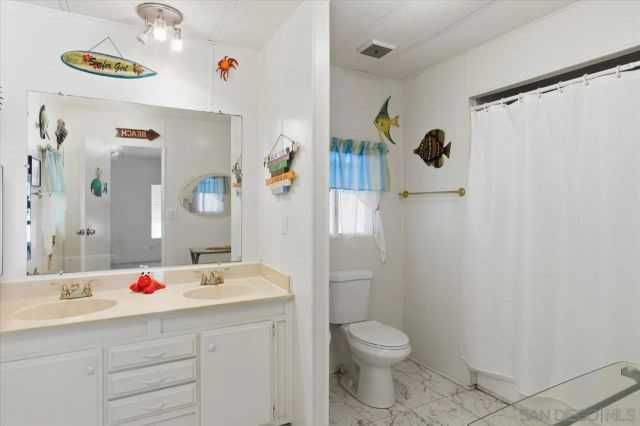 7026 San Bartolo Street 18, Carlsbad, CA 92011