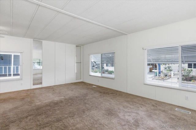 7026 San Bartolo Street 18, Carlsbad, CA 92011