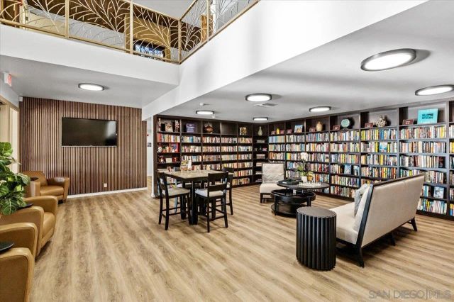 7026 San Bartolo Street 18, Carlsbad, CA 92011