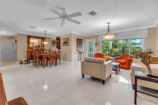 4221 NE 16th Avenue, Oakland Park, FL 33334