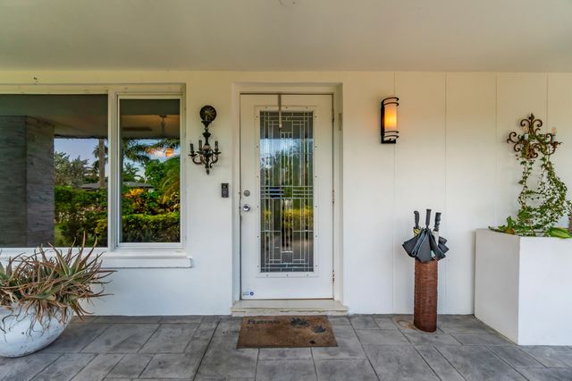 4221 NE 16th Avenue, Oakland Park, FL 33334