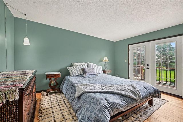 9899 NW Blair Lane, Gower, MO 64454