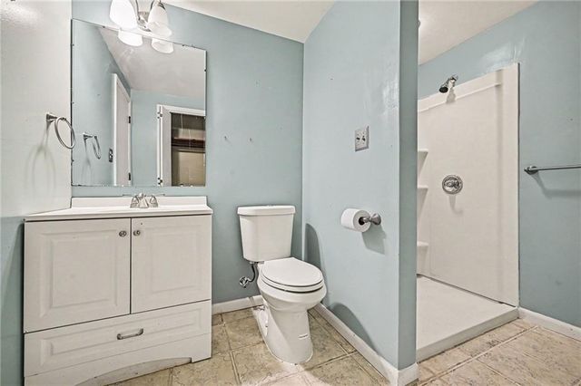 9899 NW Blair Lane, Gower, MO 64454