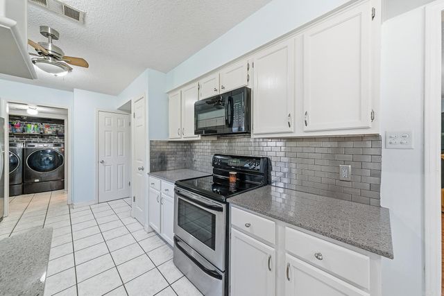 11 Circle B Drive, Ward, AR 72176