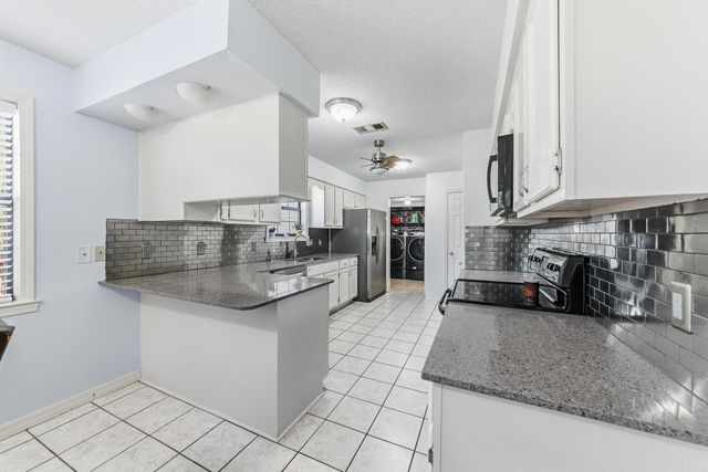 11 Circle B Drive, Ward, AR 72176