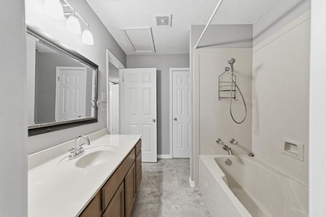 11 Circle B Drive, Ward, AR 72176