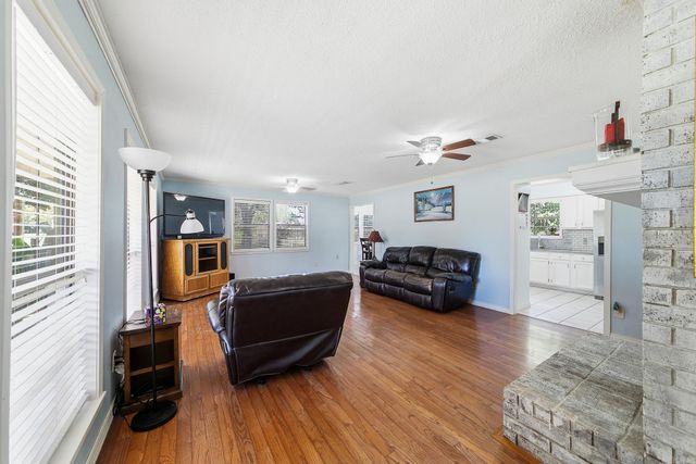 11 Circle B Drive, Ward, AR 72176