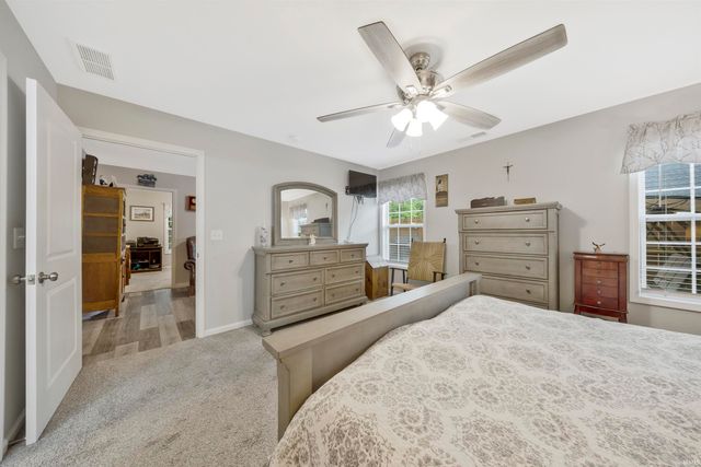 2610 Purdom Court, Evansville, IN 47715