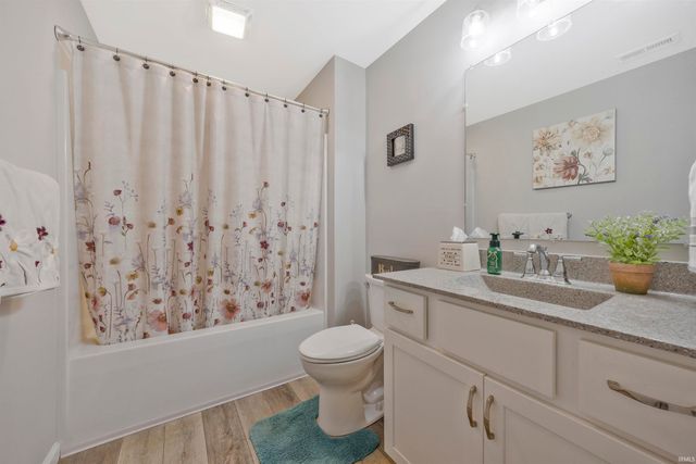 2610 Purdom Court, Evansville, IN 47715