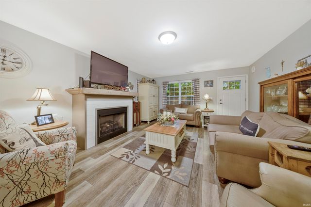 2610 Purdom Court, Evansville, IN 47715