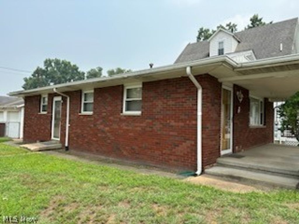 901 32nd Street, Parkersburg, WV 26104
