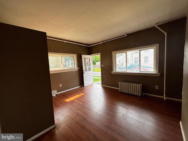 50 W MONROE ST, Mount Holly, NJ 08060