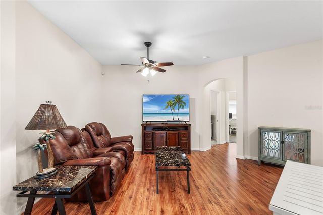 4134 BEDFORD AVENUE, Winter Haven, FL 33884