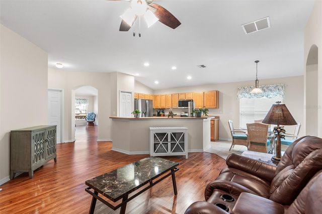 4134 BEDFORD AVENUE, Winter Haven, FL 33884