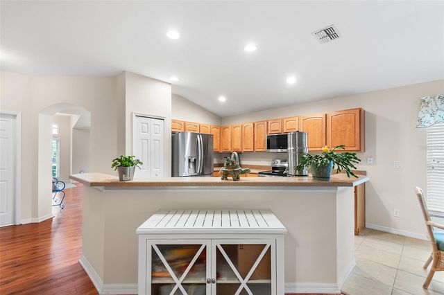 4134 BEDFORD AVENUE, Winter Haven, FL 33884