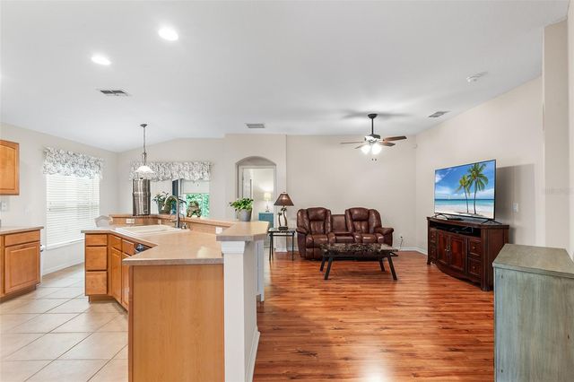 4134 BEDFORD AVENUE, Winter Haven, FL 33884
