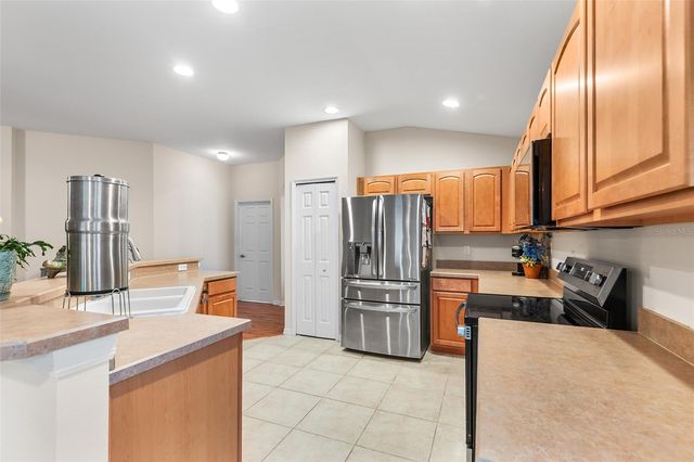 4134 BEDFORD AVENUE, Winter Haven, FL 33884