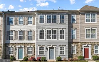 21834 JARVIS SQ, Ashburn, VA 20147