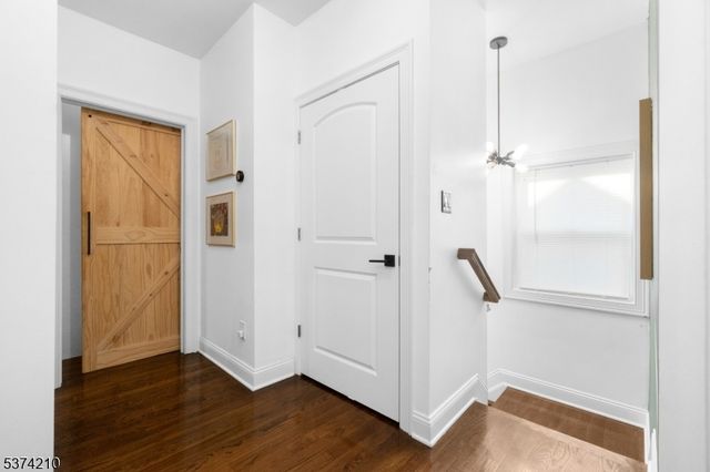 122 4Th Ave, East Orange City, NJ 07017
