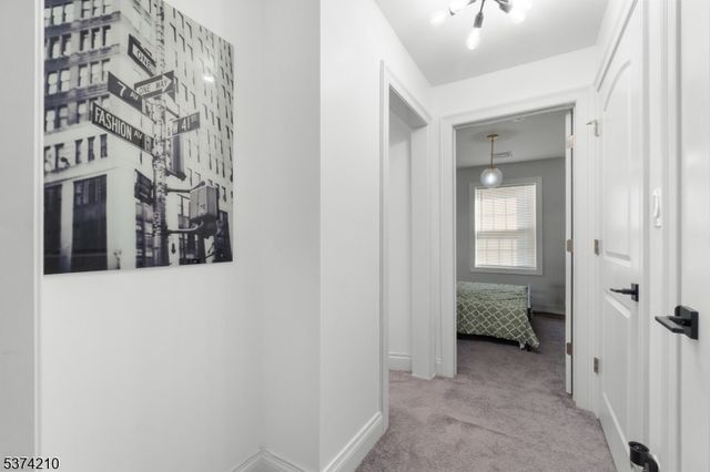 122 4Th Ave, East Orange City, NJ 07017