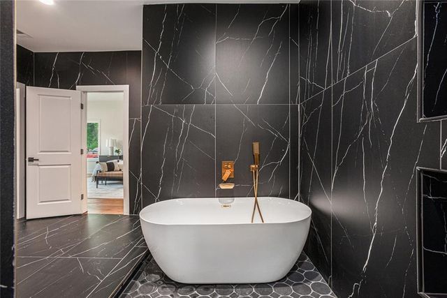 1721 S Gordon SW Street, Atlanta, GA 30310