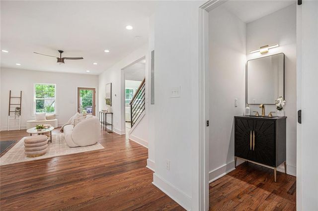 1721 S Gordon SW Street, Atlanta, GA 30310