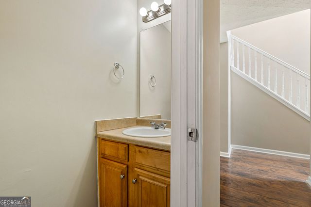 5656 One Lake Way, South Fulton, GA 30349