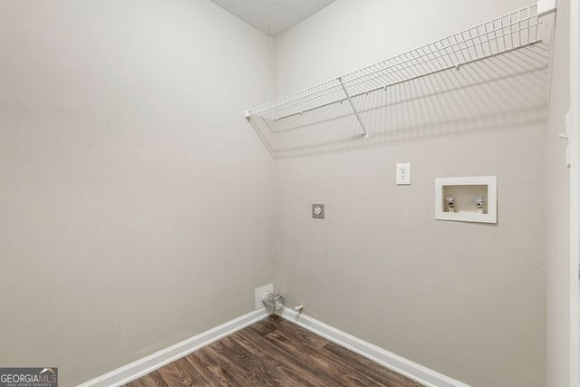 5656 One Lake Way, South Fulton, GA 30349