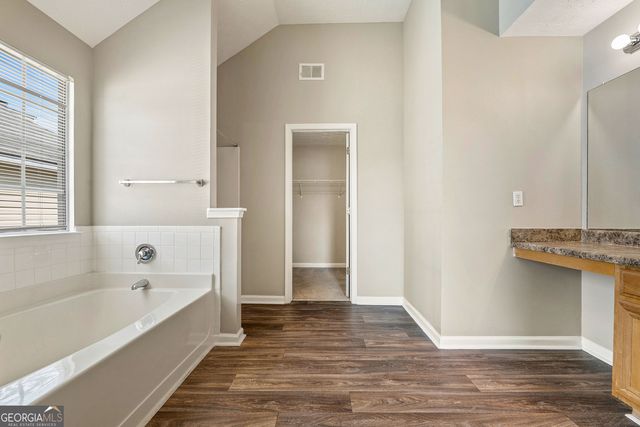 5656 One Lake Way, South Fulton, GA 30349