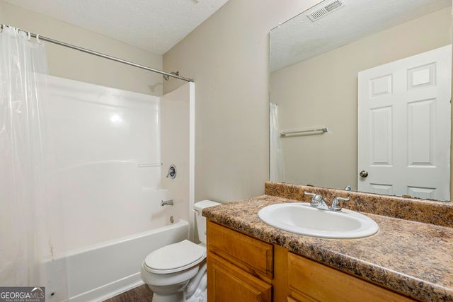 5656 One Lake Way, South Fulton, GA 30349