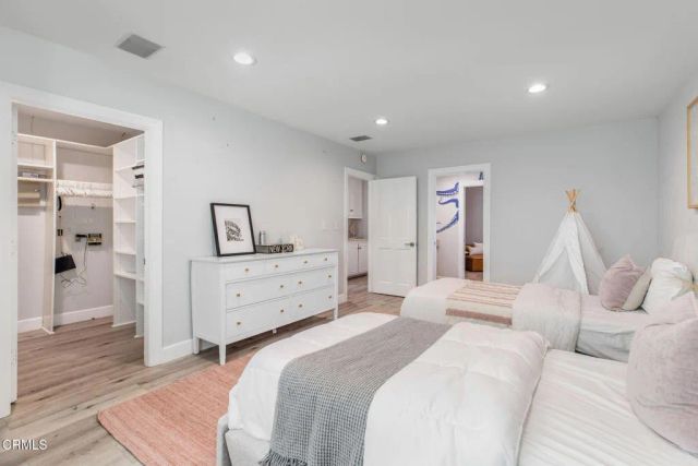 19443 Hatteras Street, Los Angeles, CA 91356