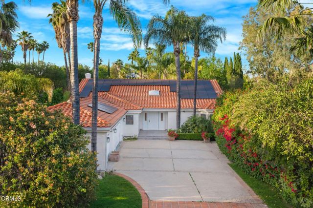 19443 Hatteras Street, Los Angeles, CA 91356