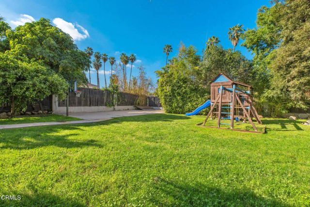 19443 Hatteras Street, Los Angeles, CA 91356