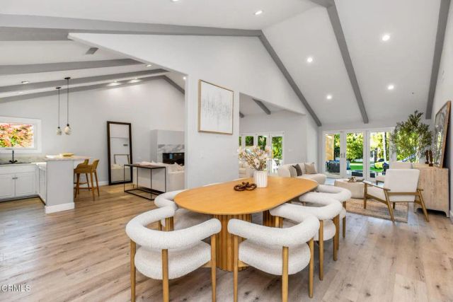 19443 Hatteras Street, Los Angeles, CA 91356