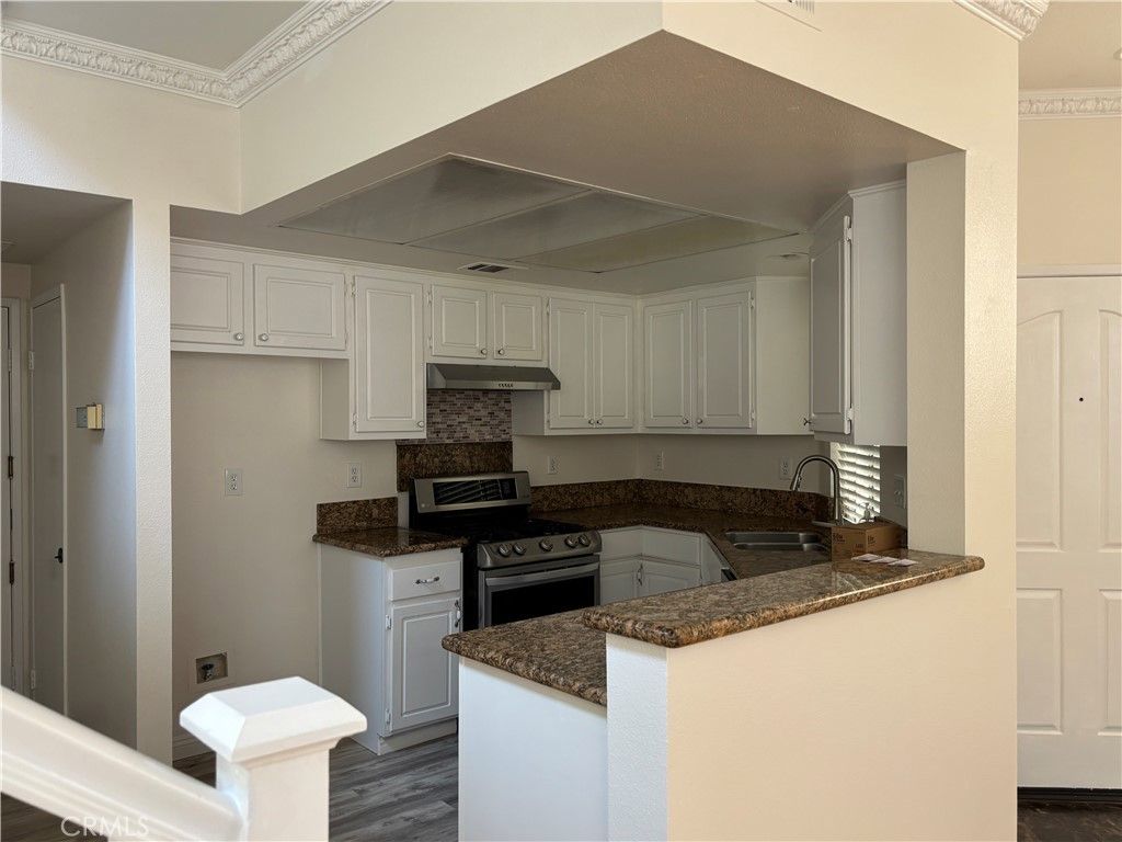 17 Rue Fontaine, Lake Forest, CA 92610 — photo 2