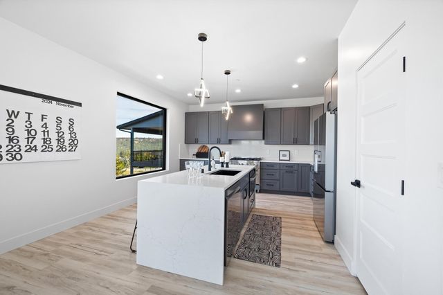 5022 S Lincoln Way, Spokane, WA 99224