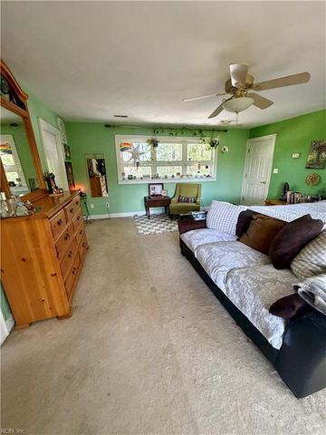 1137 Inland RD, Chesapeake, VA 23322