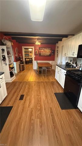 1137 Inland RD, Chesapeake, VA 23322
