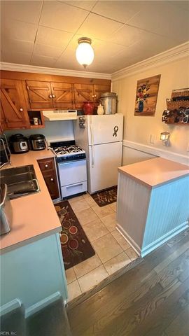 1137 Inland RD, Chesapeake, VA 23322