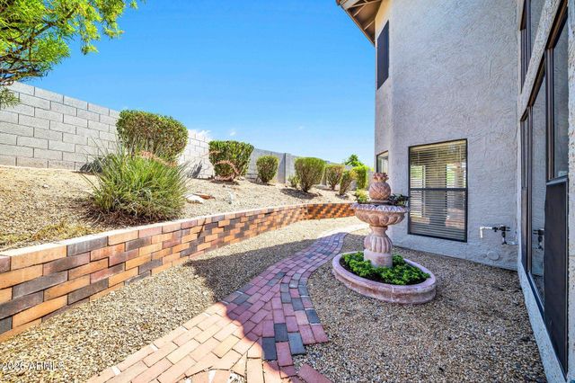 1536 E MEADOW Lane, Phoenix, AZ 85022